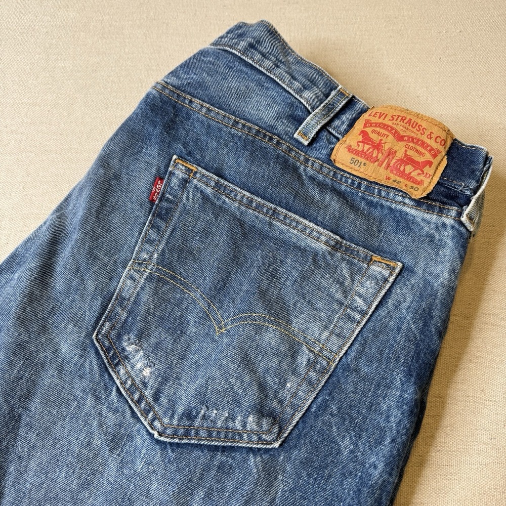 VTG Levis 501 Men's Acid Wash Distressed Jeans Button Fly Size 42 x 30